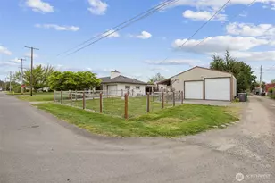 2314 Initial Ave, Enumclaw, WA 98022 - Photo 27