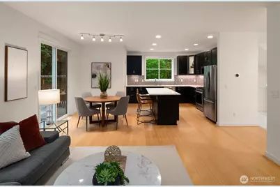 7601 39th Avenue S, Seattle, WA 98118 - Photo 5