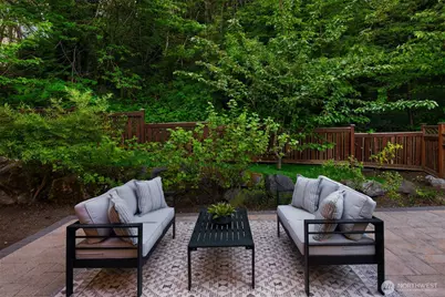 7601 39th Avenue S, Seattle, WA 98118 - Photo 11