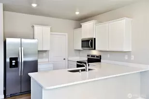 9752 Brown St SE, Yelm, WA 98597 - Photo 3