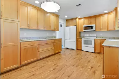 32226 39th Avenue S, Federal Way, WA 98001 - Photo 9