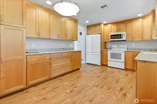 32226 39th Ave S, Federal Way, WA 98001 - Photo 9