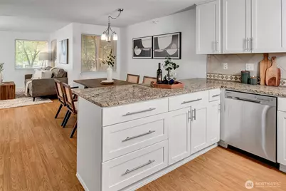 700 Front Street S #E102, Issaquah, WA 98027 - Photo 3