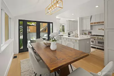 1014 4th Avenue N, Seattle, WA 98109 - Photo 7
