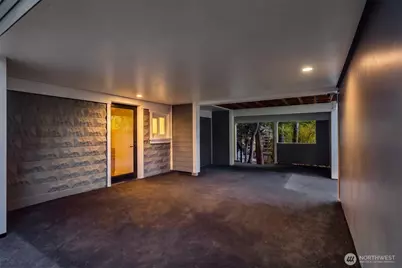 1014 4th Avenue N, Seattle, WA 98109 - Photo 37