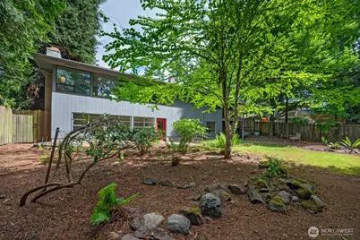 1529 NE 107th Street, Seattle, WA 98125 - Photo 31