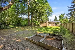 2327 NE 86th St, Seattle, WA 98115 - Photo 23