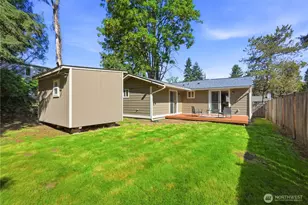 2327 NE 86th St, Seattle, WA 98115 - Photo 25