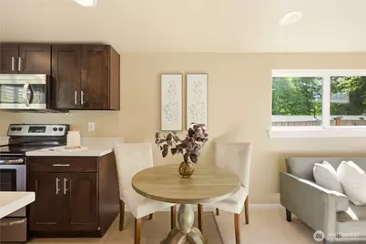 2327 NE 86th Street, Seattle, WA 98115 - Photo 7