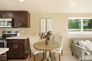 2327 NE 86th St, Seattle, WA 98115 - Photo 7