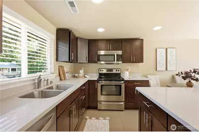 2327 NE 86th Street, Seattle, WA 98115 - Photo 11