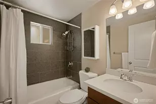 2327 NE 86th St, Seattle, WA 98115 - Photo 21