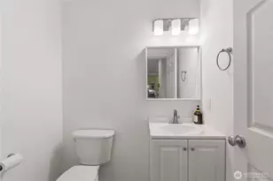 912 25th Ave SW, Puyallup, WA 98373 - Photo 5
