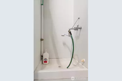 401 9th Avenue N #112, Seattle, WA 98109 - Photo 37