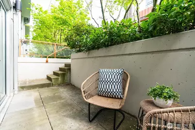 401 9th Avenue N #112, Seattle, WA 98109 - Photo 27