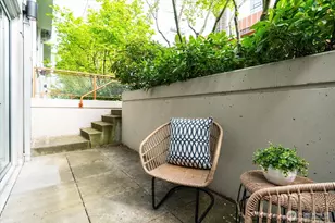 401 9th Ave N, Seattle, WA 98109 - Photo 27