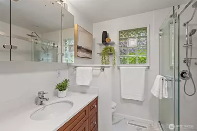 518 N 175th Street, Shoreline, WA 98133 - Photo 37