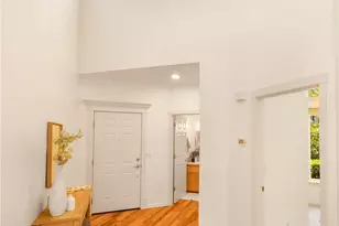 2055 Larchmount Dr NE, Issaquah, WA 98029 - Photo 5