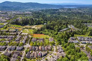 2055 Larchmount Dr NE, Issaquah, WA 98029 - Photo 31