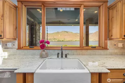 13531 US Hwy 2, East Wenatchee, WA 98802 - Photo 15