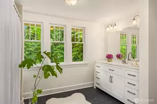 14864 Sivertson Rd NE, Bainbridge Island, WA 98110 - Photo 21