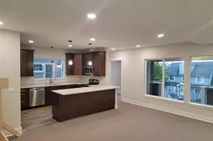5243 19th Ave NE, Seattle, WA 98105 - Photo 5