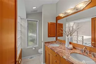 3813 W Mercer Way, Mercer Island, WA 98040 - Photo 23