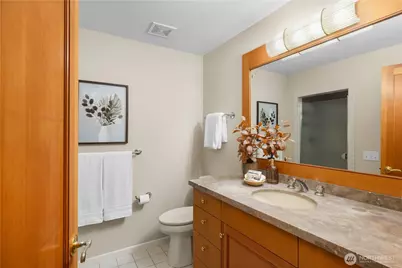 3813 W Mercer Way, Mercer Island, WA 98040 - Photo 21