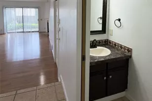 8013 NE 177th Ct, Kenmore, WA 98028 - Photo 5