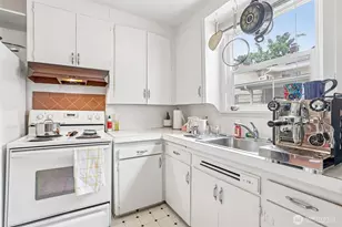315 NE 65th St, Seattle, WA 98115 - Photo 5