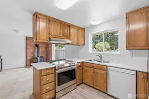 1804 157th St Ct E, Tacoma, WA 98445 - Photo 9