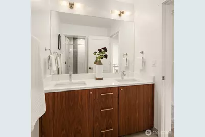 12516 Phinney Avenue N, Seattle, WA 98133 - Photo 25