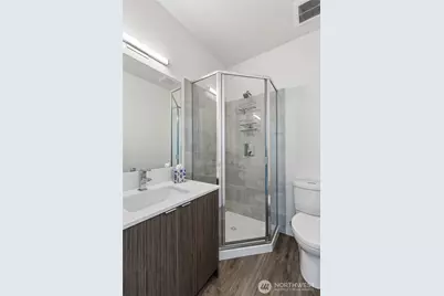 12006 31st Ave NE #G, Seattle, WA 98125 - Photo 9