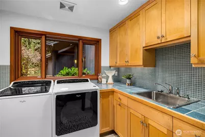 18 Holly Lane, Mercer Island, WA 98040 - Photo 25