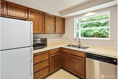 10306 12th Place SE, Lake Stevens, WA 98258 - Photo 9