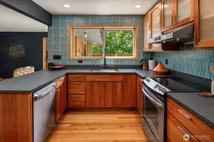 8317 Duncan Ave S, Seattle, WA 98118 - Photo 15