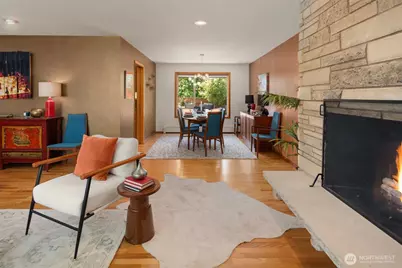 8317 Duncan Avenue S, Seattle, WA 98118 - Photo 13