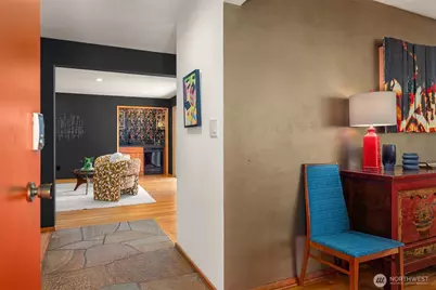 8317 Duncan Avenue S, Seattle, WA 98118 - Photo 7