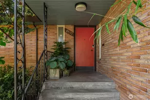 8317 Duncan Ave S, Seattle, WA 98118 - Photo 3