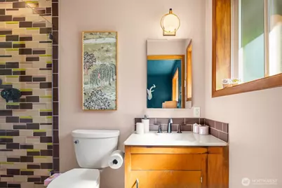8317 Duncan Avenue S, Seattle, WA 98118 - Photo 33