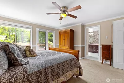 31015 W Lake Morton Drive SE, Kent, WA 98042 - Photo 27