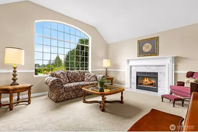 31015 W Lake Morton Drive SE, Kent, WA 98042 - Photo 13
