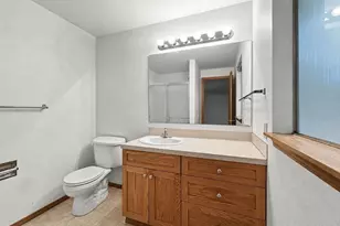 1712 Olympia Ave SE, Renton, WA 98058 - Photo 17