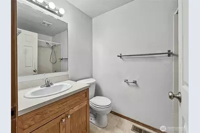 1712 Olympia Avenue SE, Renton, WA 98058 - Photo 21