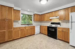 1712 Olympia Ave SE, Renton, WA 98058 - Photo 11