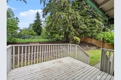 1712 Olympia Avenue SE, Renton, WA 98058 - Photo 29