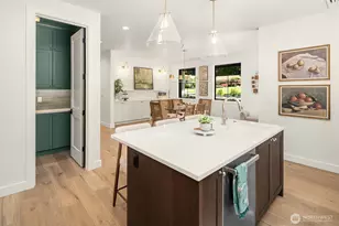 12416 NE 72nd St, Kirkland, WA 98033 - Photo 15
