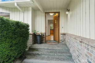 5211 103rd St SW, Mukilteo, WA 98275 - Photo 3