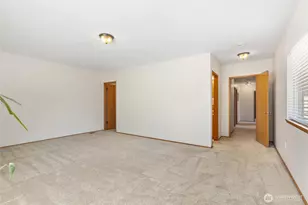 718 Glen Ave, Snohomish, WA 98290 - Photo 17
