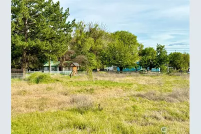 7566 Rainier Road NE, Moses Lake, WA 98837 - Photo 7